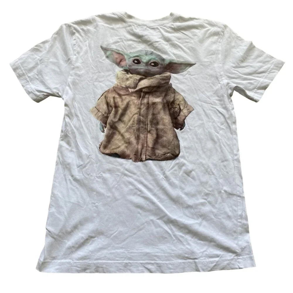 LOT OF 2 Star Wars T-shirts size Small